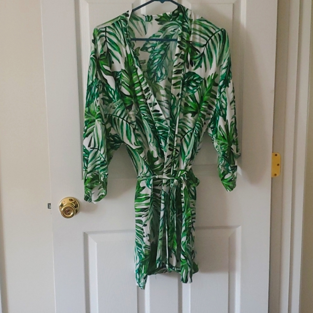 Palm Leaf Short Summer Robe